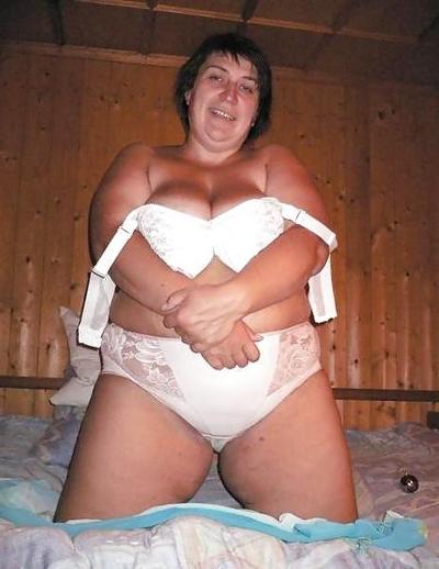 24P Busty women in underwear 3.