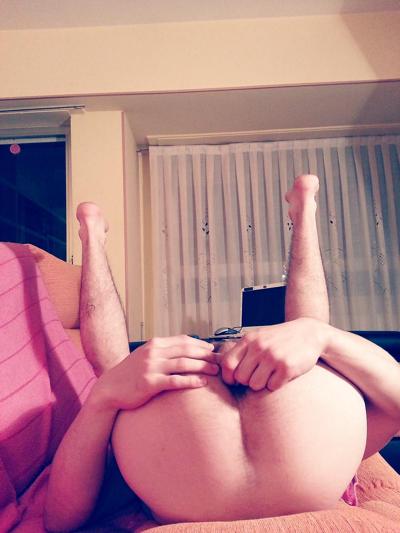 18P Ass trap sissy feet 