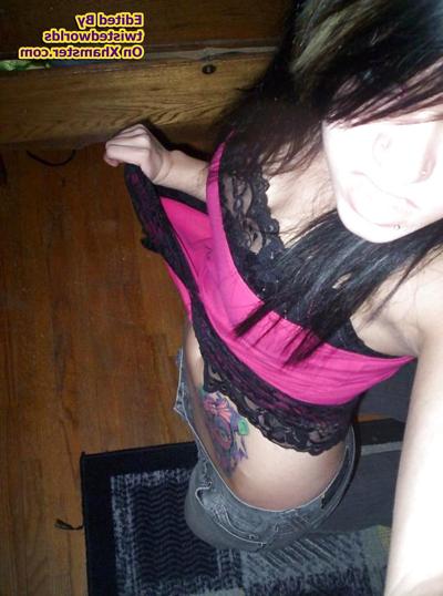 25P Amateur Emo Girls Erotica By twistedworlds