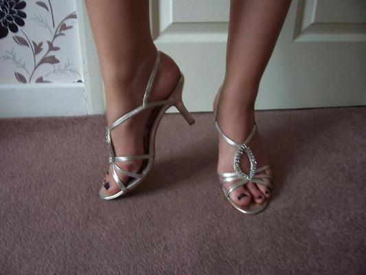 12P Sexy feet and heels 