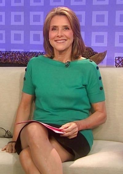 6P Meredith Vieira Upskirt