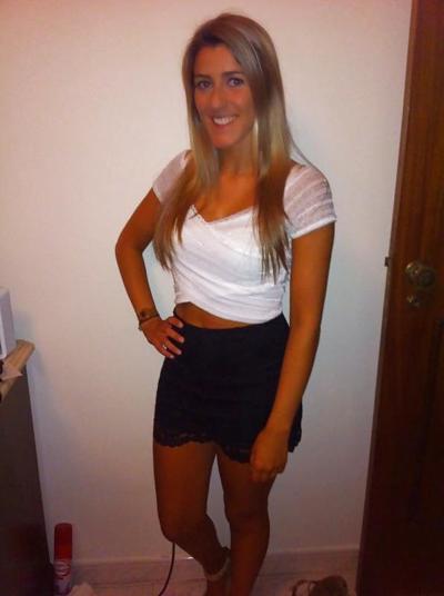 10P Blonde MILF Self Pics