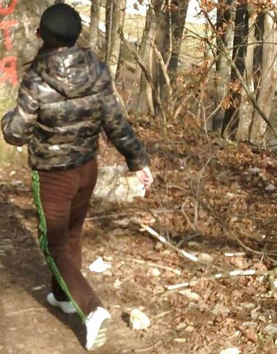 25P Spy sexy teens in parck romanian