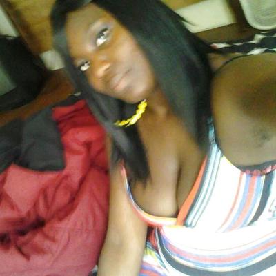 4P Downblouse big tits black and ebony milf