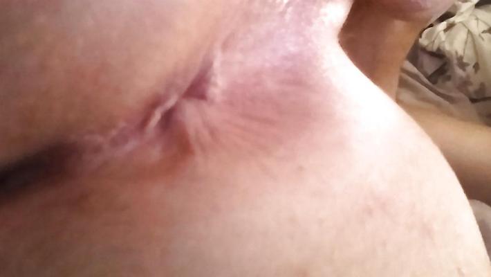 9P Her ass and hairy pussy
