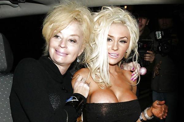 25P Courtney Stodden 1 - пластиковая барби-бимбо
