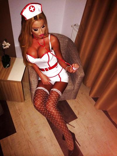 25P Romanian Star Loredana Chivu