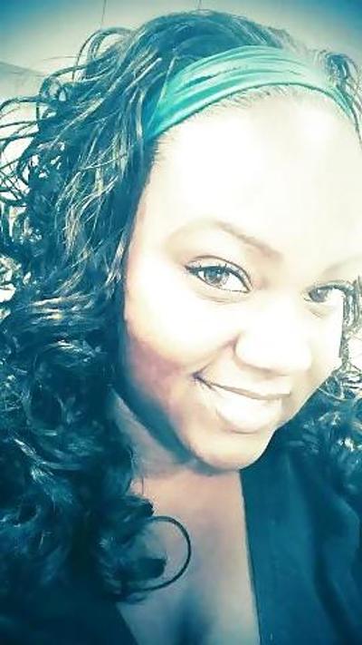 12P Milf negra gordita de tetas grandes