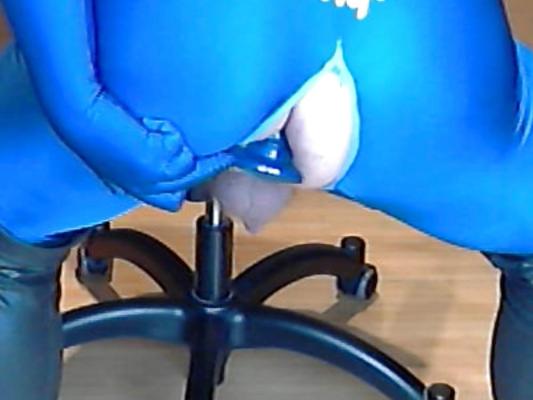 7P ライクラとラテックスディルドとメール