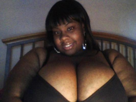 25P Huge Black Amateur Tits