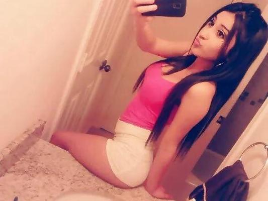 4P Sexy latin tits non nude