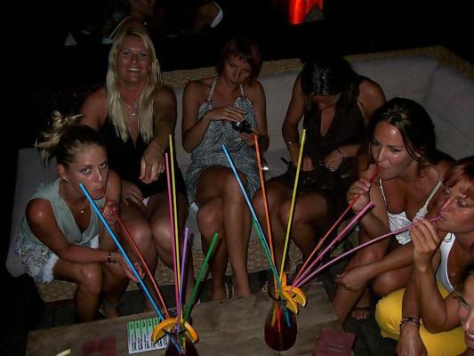 25P Public 30 outdoor flashing nudist