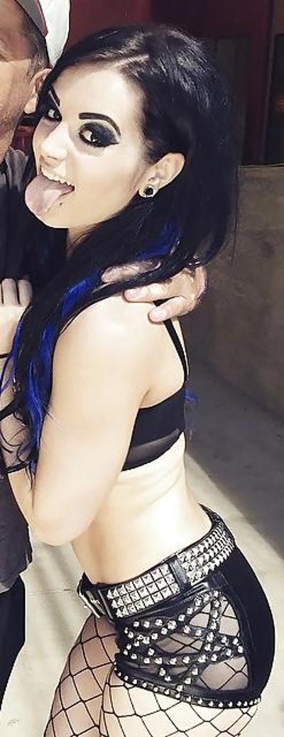 25P Paige de la WWE