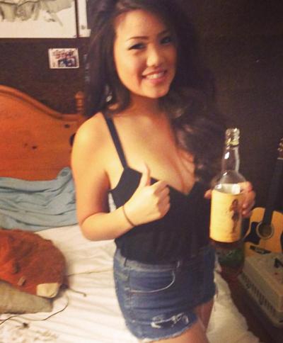 9P Hmong side chick 