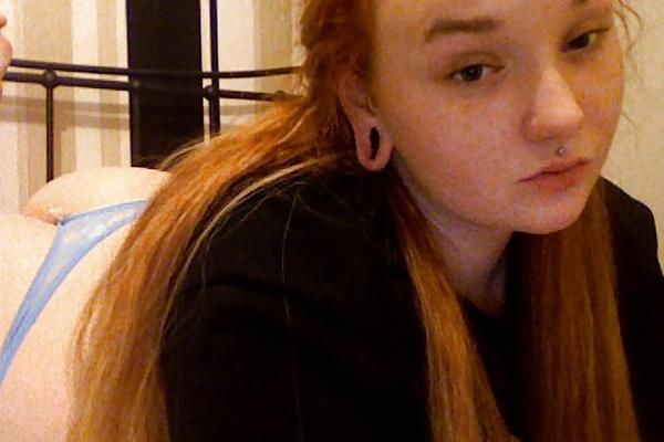 20P Redhead Pawg