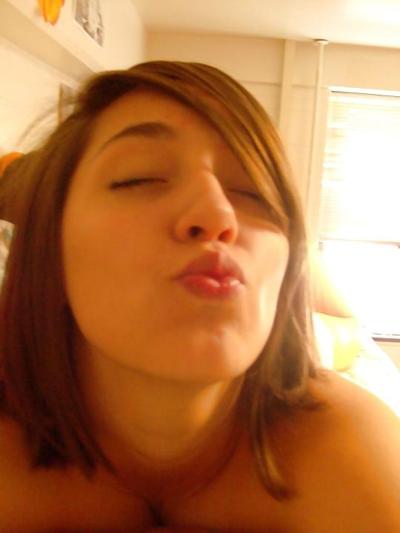 25P Hot step doughter Anastasia pics find in a camera