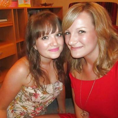 19P Left or right who is the hottest?