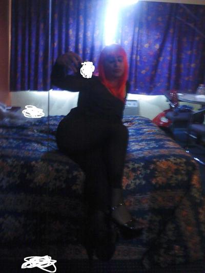 5P Redhead crossdresser