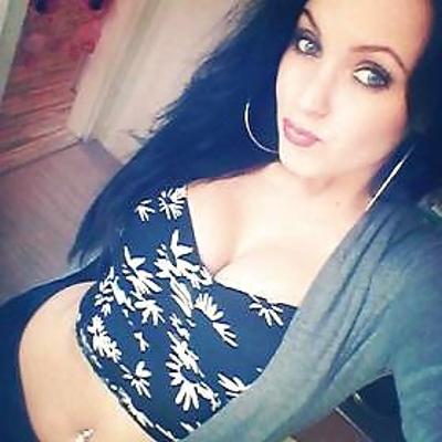 15P Busty Amatuer 57
