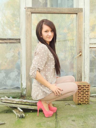16P Polish High Heels Girls
