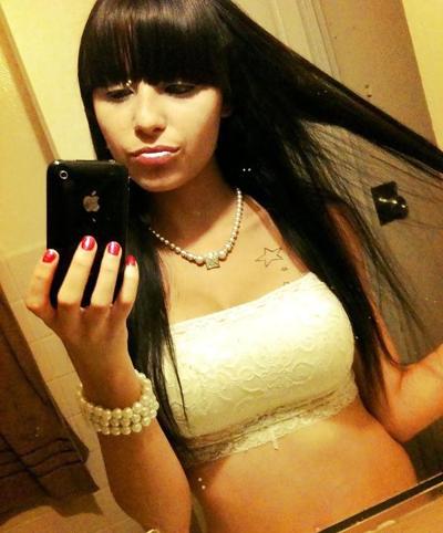 25P Sexy Latina MILF With Tattoos 