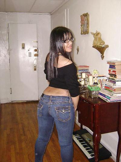 13P Cute Latina With Ass Wearing Glasses 