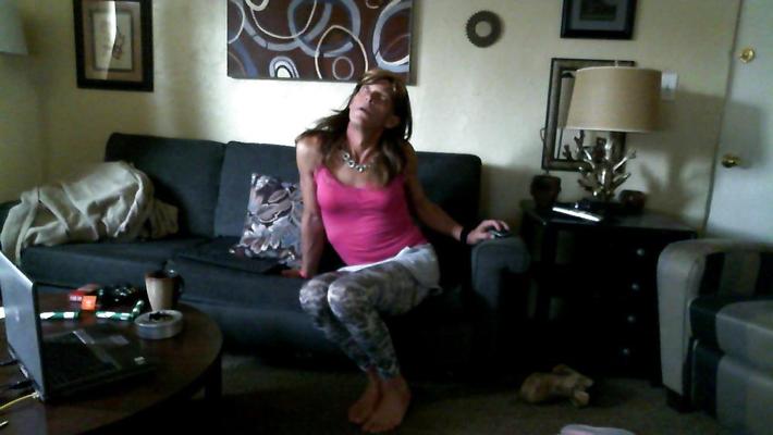 25P Frecher Crossdresser aus Denver in Strumpfhosen....