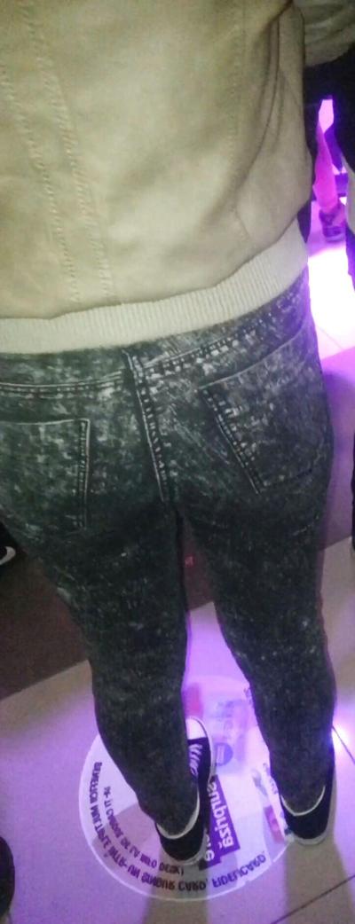 17P Spy sexy ass old + young in mall romanian