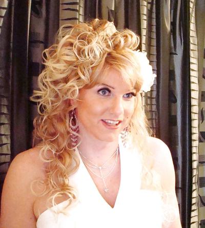 25P Close ups of pretty crossdressers