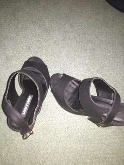 7P 20 Y.O SEXY aussie girls shoes i worship