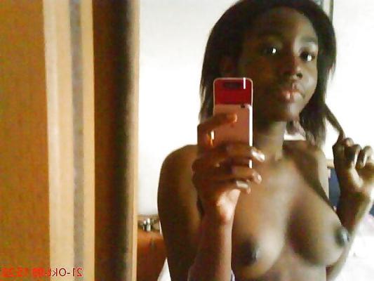 19P Ebony Teens- Sexy Selfies 3