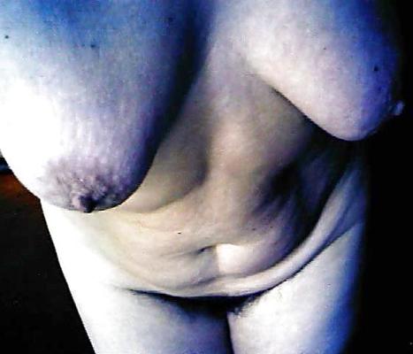 8P Wife saggy voyeur