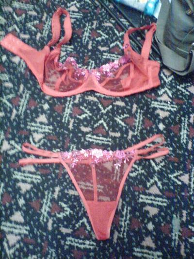 9P Cute Irish Brunette Pauline + panties