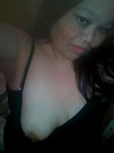 23P Amatuer 37 year old milf selfies