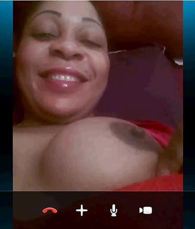19P French Ebony showing Big Boobs on Skype