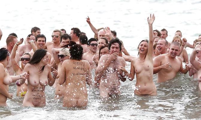22P Nudist and Naturisten Snaps V