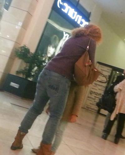 25P Spy supermarket old + young sexy ass romanian