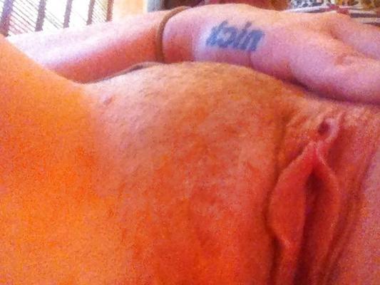 16P Hot young curvy 24 mom from Birmingham Wants to fuk me