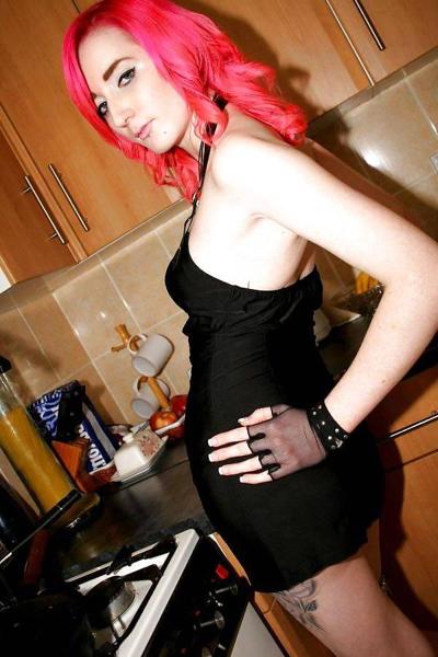 13P British teen emo bitch