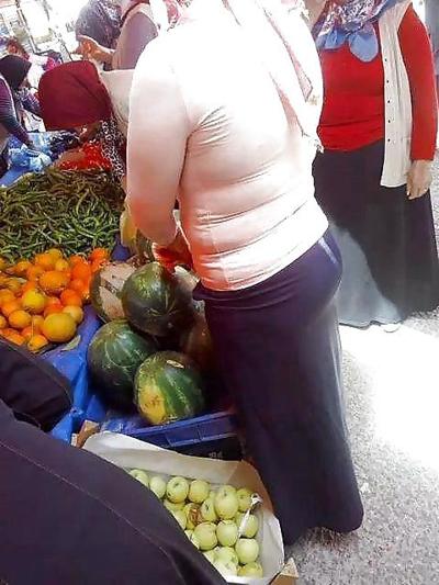 16P Big Ass Moms Hijab 1