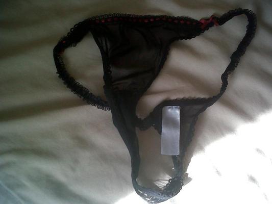 4P My neices dirty knickers