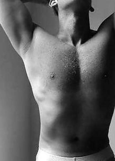 7P Erotic Street Clothes
