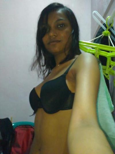 25P New set: young virgin desi indian college girl