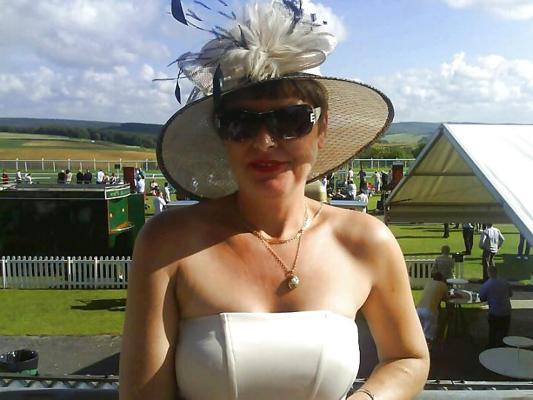 8P British Debbie