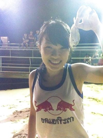 25P Fille chinoise aux gros seins de Singapour