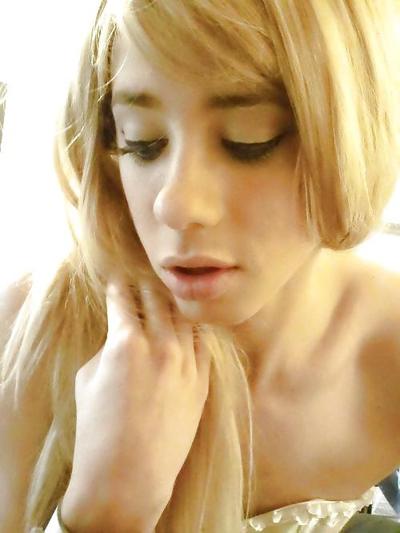 25P My xmas gift to you all some hot sissys