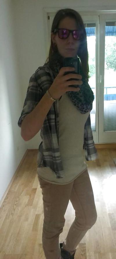 8P Natascha 19 yo MILF make dirty CMTS