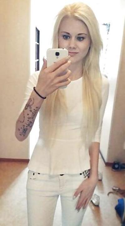 25P Sweet Tina 20 yo Amateur Tattoo whore make hard CMTS