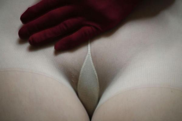 18P MILF Cameltoe 4