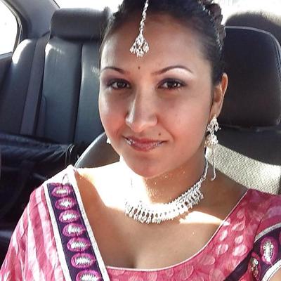 7P Tante MILF indienne NRI taquinant sans nu